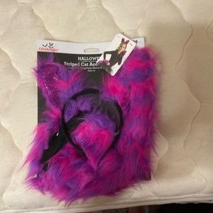 Halloween striped cat accents for adults